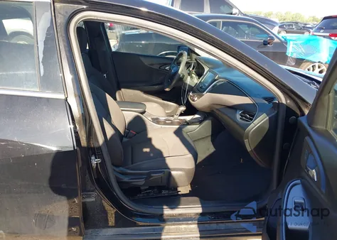 2018 Chevrolet Malibu 1Ls z USA, uszkodzony, nr VIN 1G1ZB5ST2JF256833